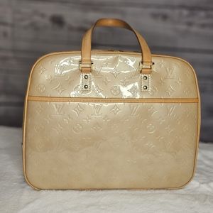 Louis Vuitton Tote - Vernis Sutton NWOT